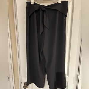 Black wide leg capri dress pants